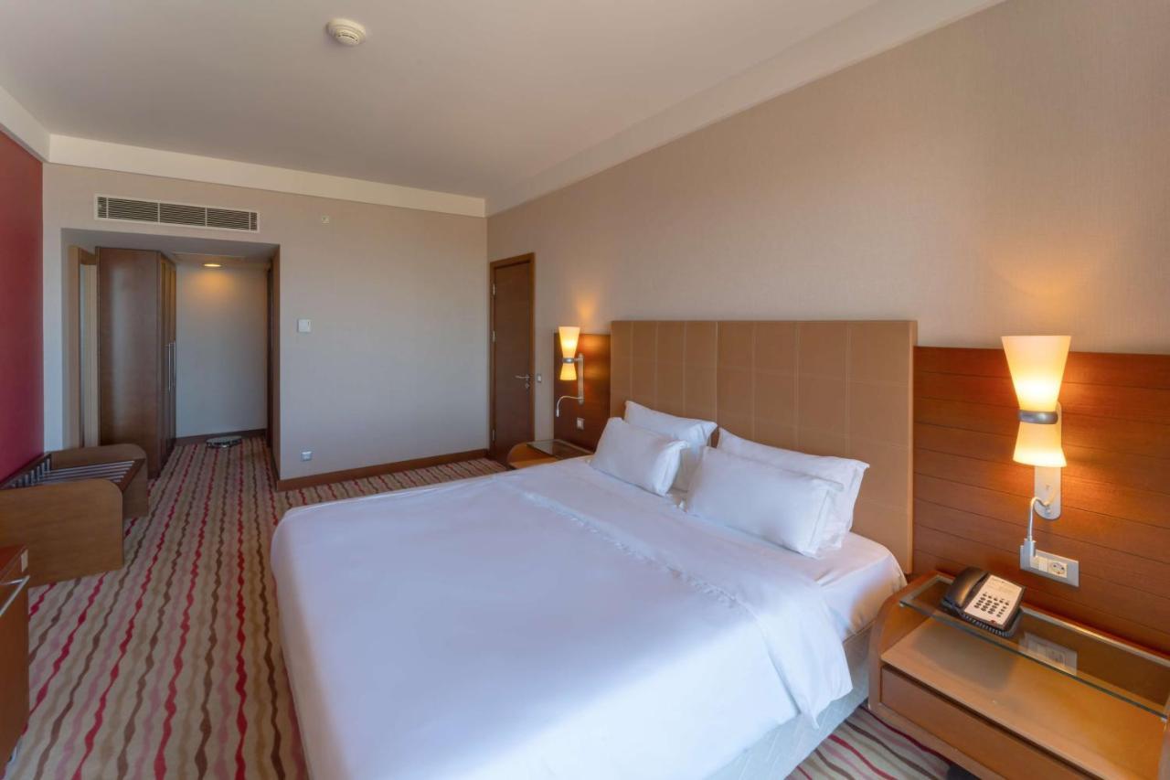Al Mahary Radisson Blu Hotel, Tripoli Esterno foto