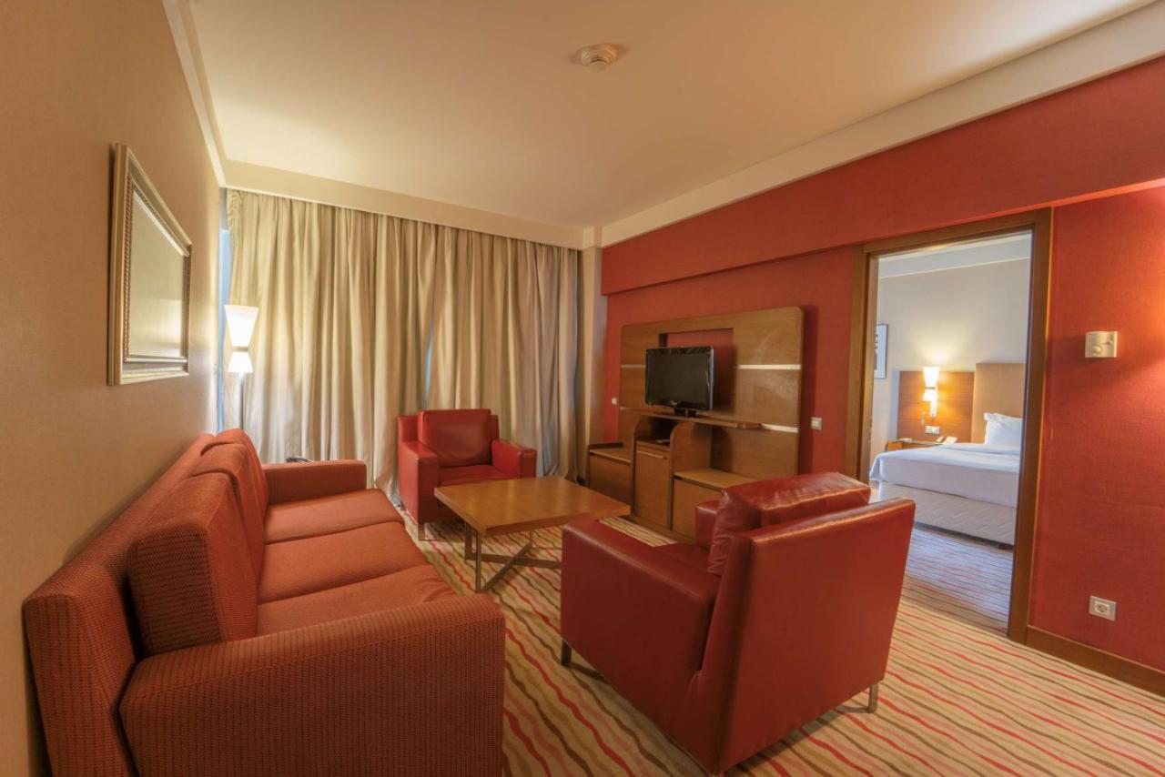 Al Mahary Radisson Blu Hotel, Tripoli Esterno foto