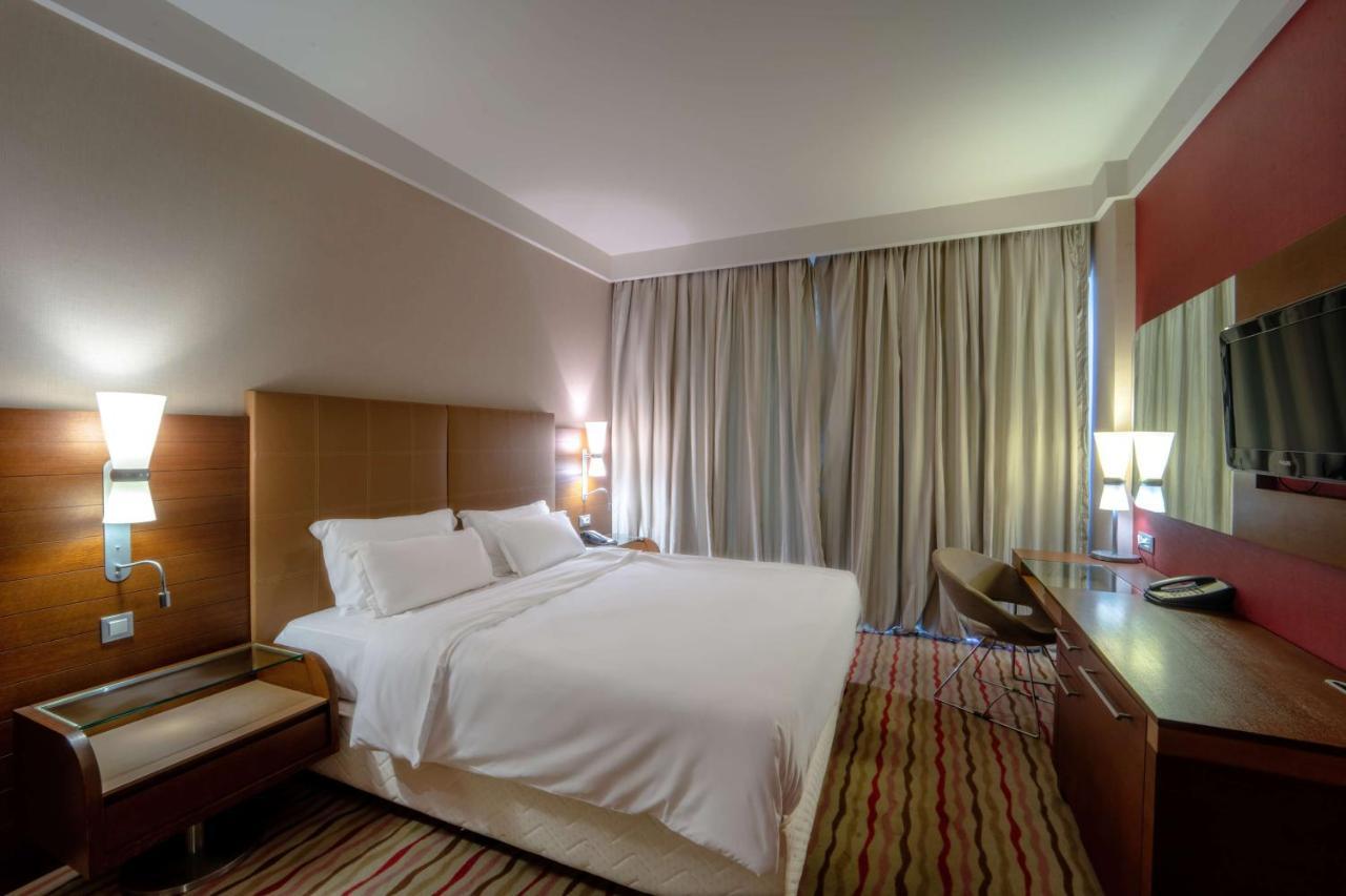 Al Mahary Radisson Blu Hotel, Tripoli Esterno foto