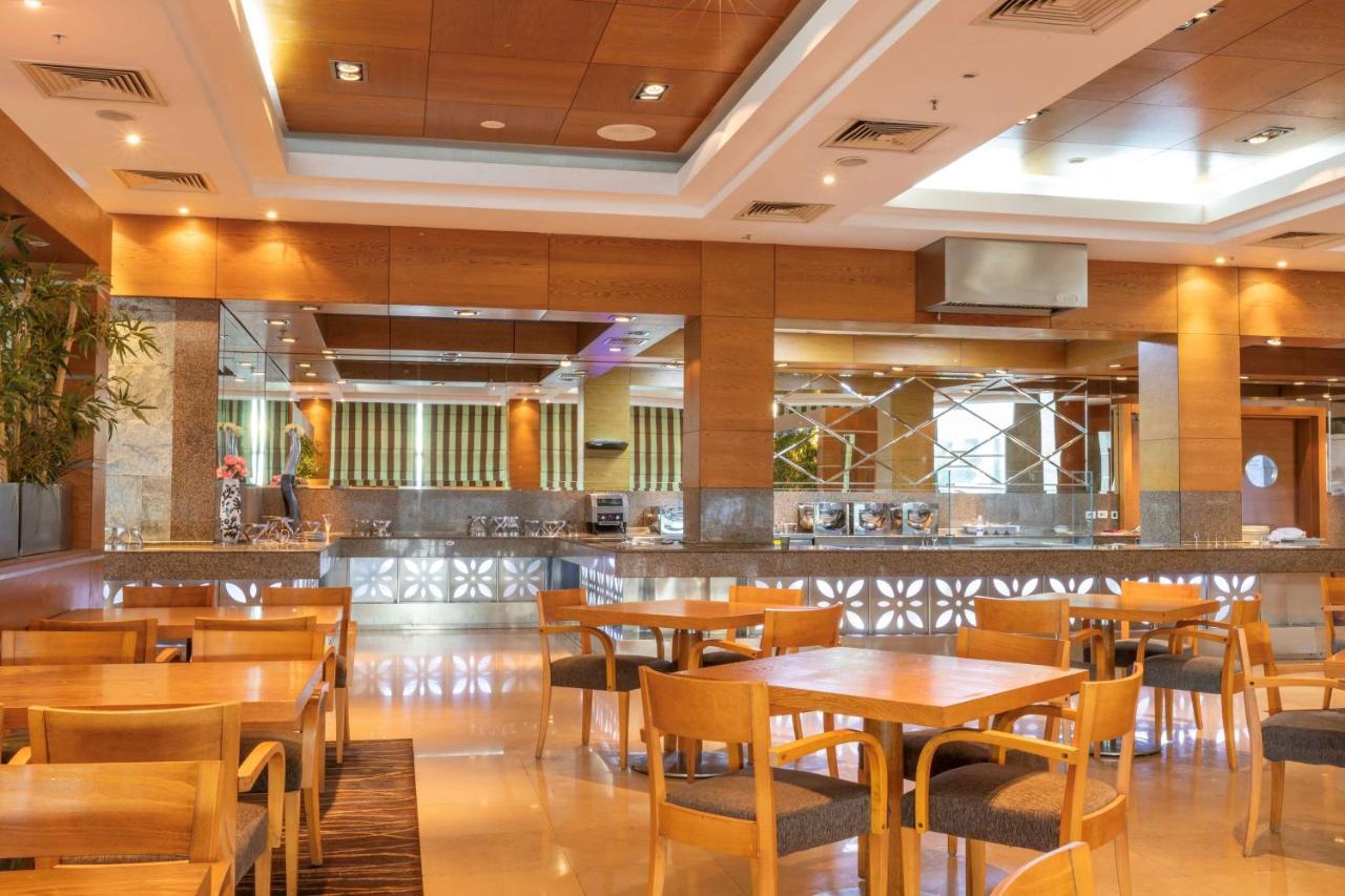 Al Mahary Radisson Blu Hotel, Tripoli Esterno foto