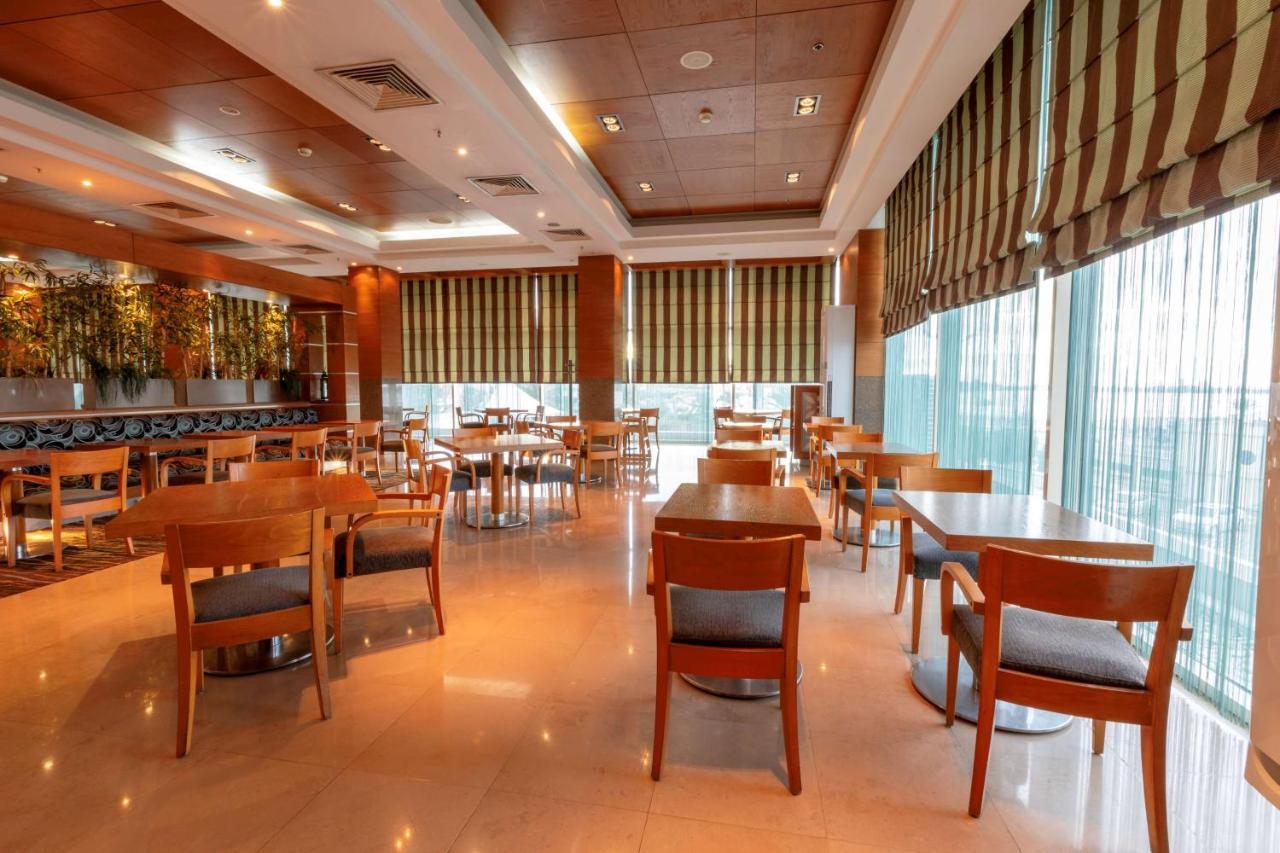 Al Mahary Radisson Blu Hotel, Tripoli Esterno foto