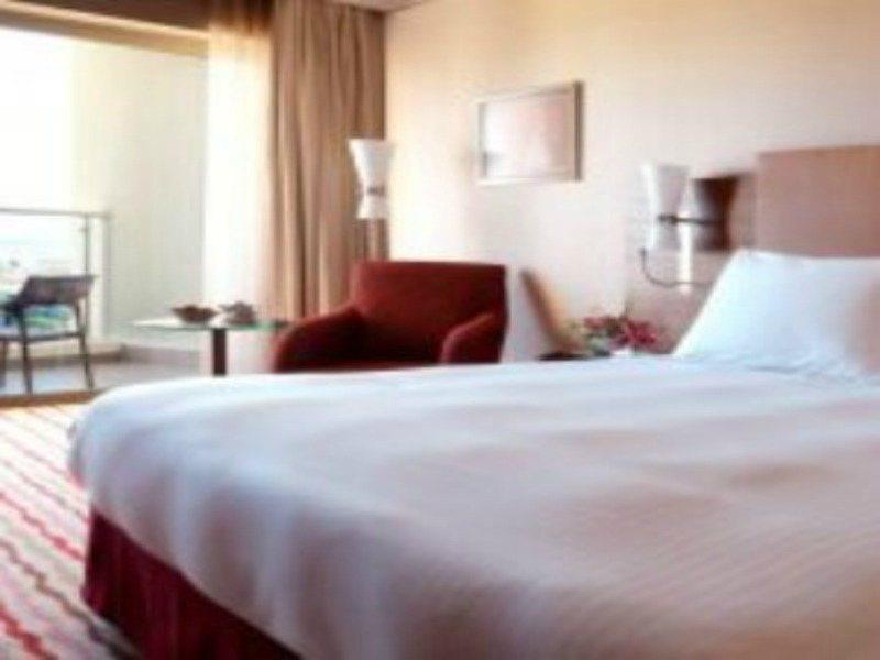 Al Mahary Radisson Blu Hotel, Tripoli Esterno foto